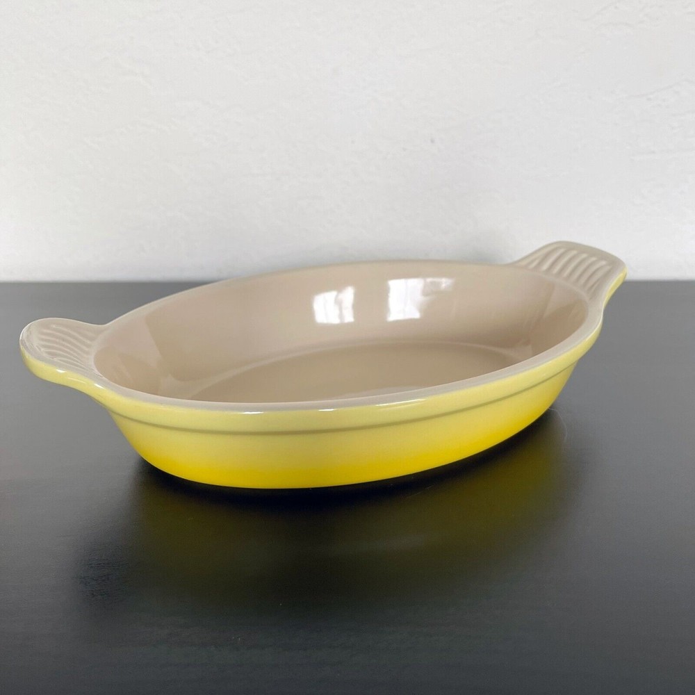 Le Creuset 8" Oval Au Gratin Stoneware Baking Dish Soleil Yellow